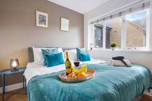 3 Forthill Place (Milton Keynes)