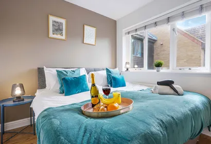 3 Forthill Place (Milton Keynes)
