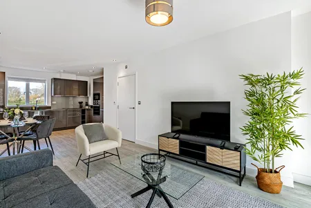 Knightley Avenue 2-bed 2-bath