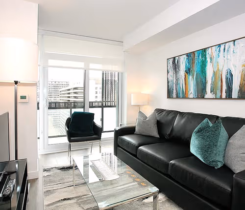 Roehampton Avenue Serviced Apartment