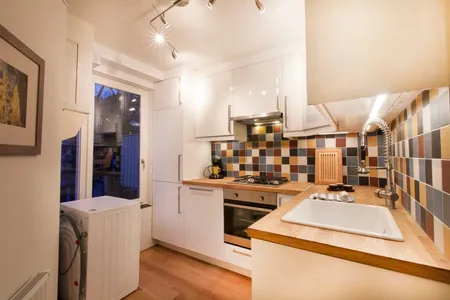Jordaan Serviced Apartment