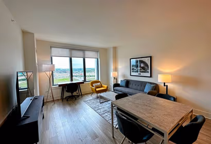 One Oak Brook Commons