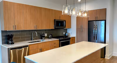 One Oak Brook Commons