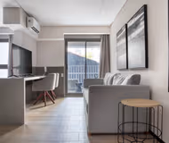 Rua Cravinhos Apartment