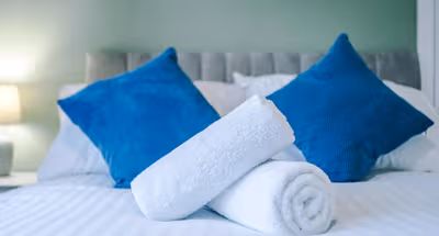 Comfy 4-Bed Home, Ideal for Workers, FREE Parking!