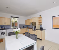 Overbury Drive, M23