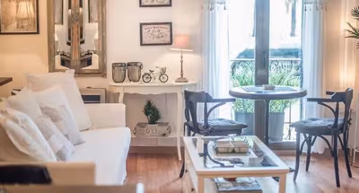 Passeig Colon service apartment