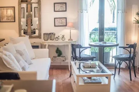 Passeig Colon service apartment