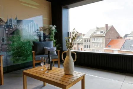 Pl. de Vannes service apartment