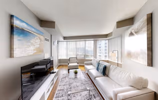 Blue Jays Ways Serviced Apartment