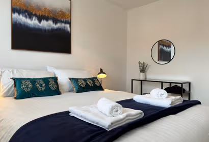 2 Bed Near Shrewsbury Hospital
