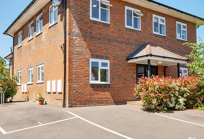 KINGSCLERE ROAD HOUSES
