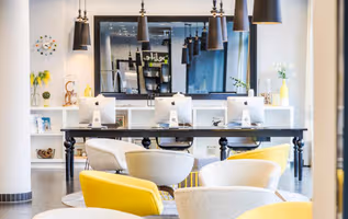 Europa-Allee service apartment