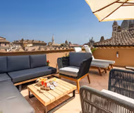Beautiful Apartment With Terrace overlook Piazza Navona, A Gothic Architecture