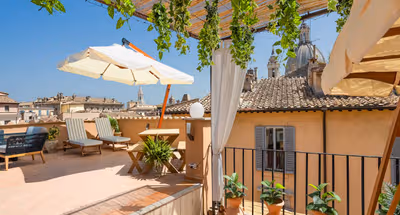 Beautiful Apartment With Terrace overlook Piazza Navona, A Gothic Architecture