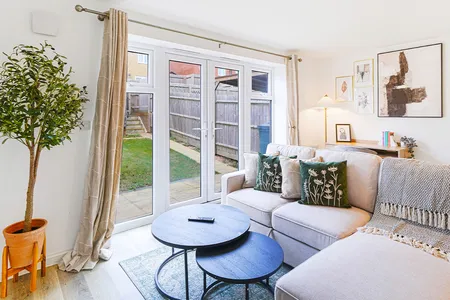 WOOLHAMPTON DRIVE HOUSE