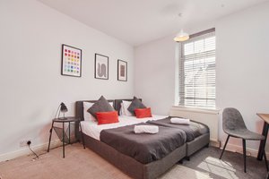 4 Eskdale Road (Sheffield)