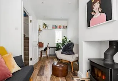 Central Georgian Townhouse with Free Parking
