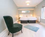 George’s Quay - Pearse Square Apartment