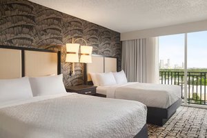 Southeast 17th Street Aparthotel