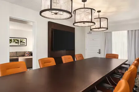 Southeast 17th Street Aparthotel