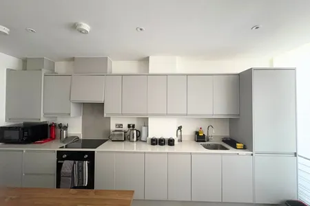 Spacious Townhouse near Finchley Central