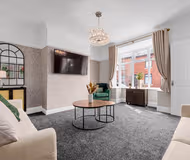 Free Parking | Stunning 3Bedroom Home In Wigan