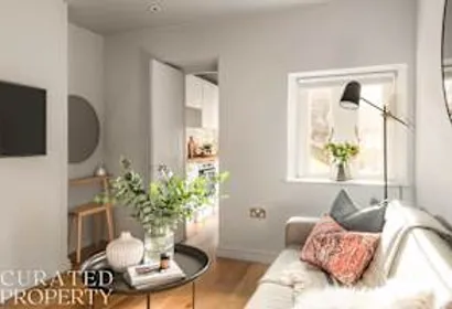 St Catherine's Hospital - Superior Apartment