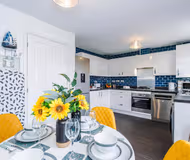 Ideal for Business/Long-Term Guests | FREE Parking