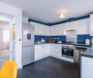 Ideal for Business/Long-Term Guests | FREE Parking
