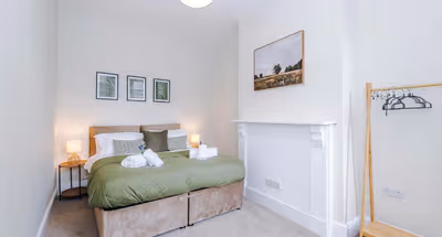 Spacious 4 Bedroom Home in Crewe