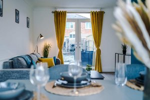 Ideal for Long-Term, Groups & Contractors, Parking