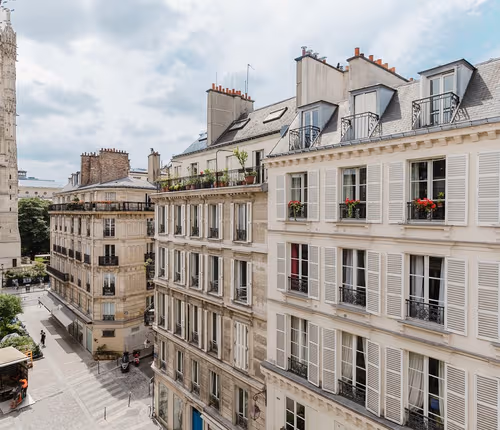 Two bedroom on Rue Saint-Martin