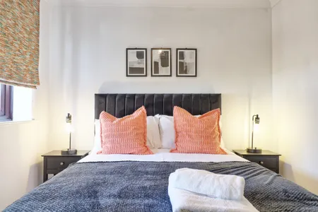 4BR 2BATH House with FREE Parking in Rivenhall