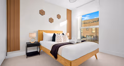 Luxury 3 bed townhouse, Garden, Wi-Fi, Parking