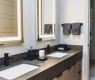 Lenox Rd NE Apartment