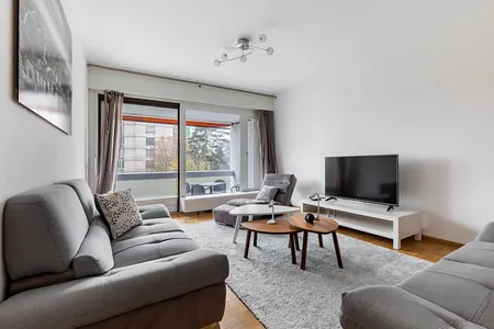 Colladon service apartment