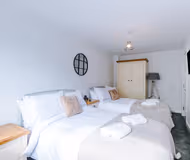 Chic Warrington House with Parking | Full Equipped