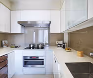 1 Chome Marunouchi Apartment