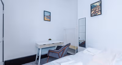 5 br house near Leeds City Centre with free parking