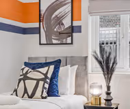 Modern 3x bed with outside space