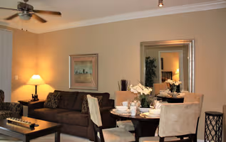 Kirby Dr. Apartments Near Old Braeswood