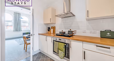 Flat 3, Wesley Chambers