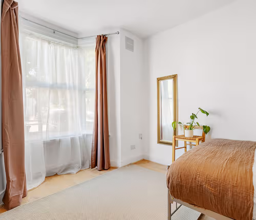 6 Birstall Road - Tottenham