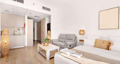 Studio apartment near Waters Edge