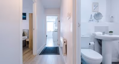 2B Apart close to Everton FC