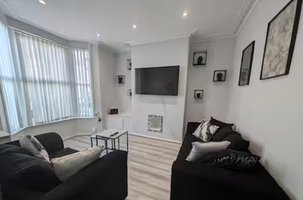 Spacious 3Bed 2bathroom Hse Close to Everton & LFC