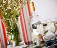 Central MK Apartment with Balcony and Free Parking