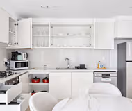 Elegant Two Bedroom Apartment with  Burj Khalifa Views