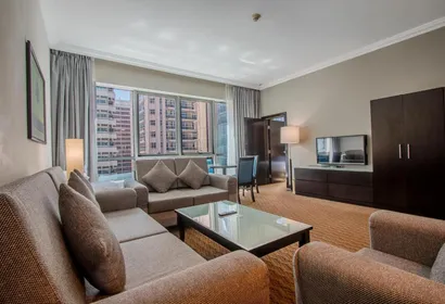 Electra Street Serviced Apartment, Al Zahiyah